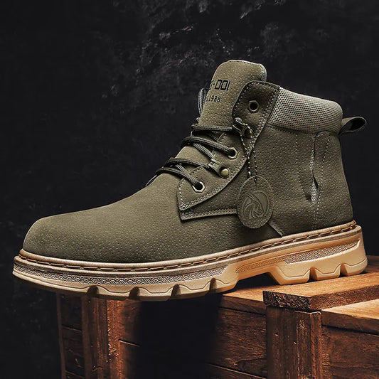 Men's British Style Short Leather Boots for Leisure.